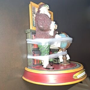 The Bradford Exchange Thomas Kinkade Light Up The Holiday Wonder Of Christmas